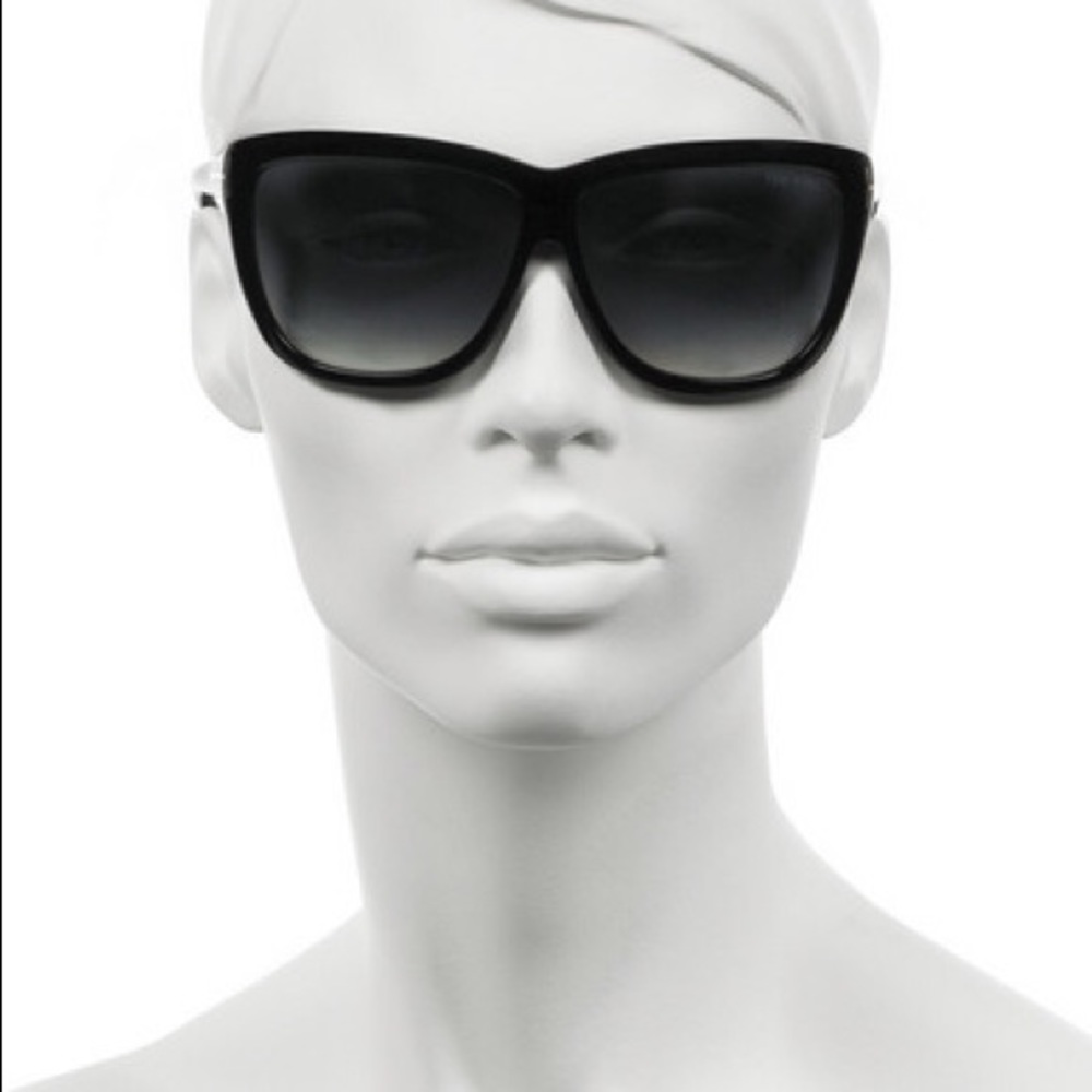 TOM FORD Dahlia TF127 Oversized Sunglasses - Picture 2 of 8